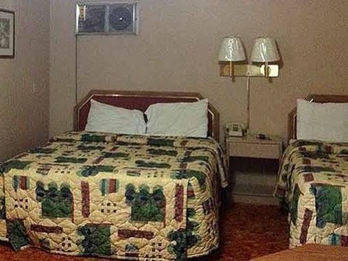 Travel Motel Raton Luaran gambar